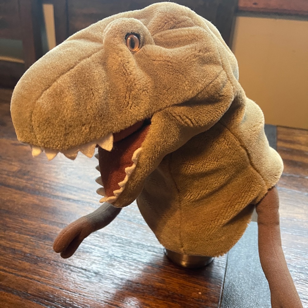 Dakin Alligator/crocodile hand puppet